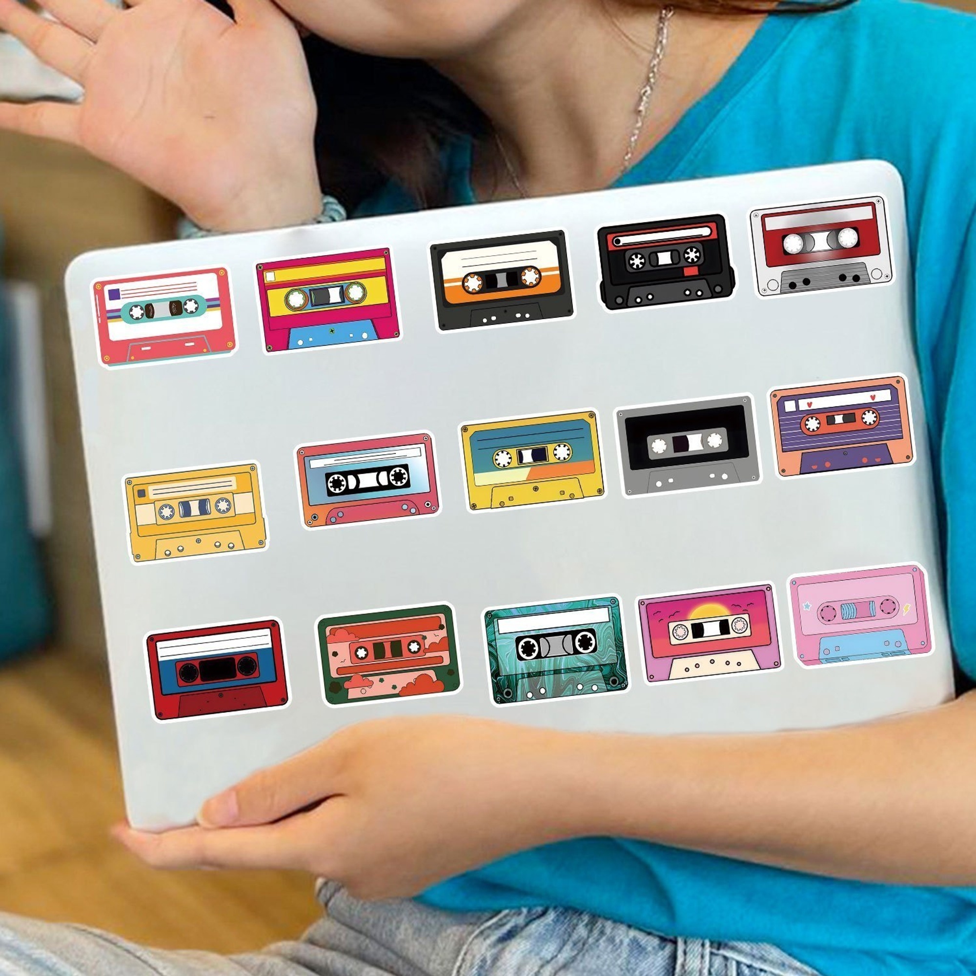 Retro Kassetten Sticker Set – 50 Papiersticker im Vintage Design